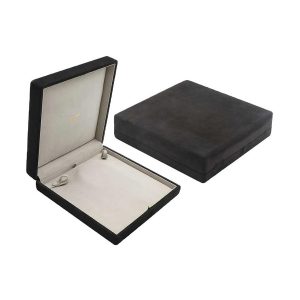 S10 Square Necklace Case, large